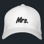 Chic Mrs. black and white niedlich Bestickte Baseballkappe<br><div class="desc">Chic Mrs. Schwarzweiß niedlich bestickte Baseballkappe Erhältlich in vielen Farben und Optionen</div>