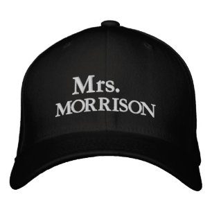Chic Mrs Last Name schwarz-weiß Bestickte Baseballkappe
