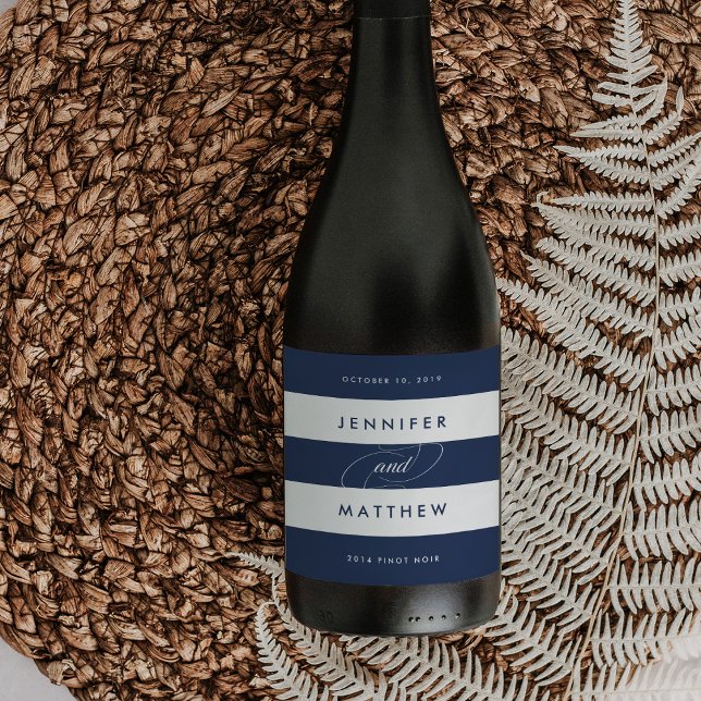 Chic Navy und White Stripe Wedding Wine Labels Weinetikett (Von Creator hochgeladen)