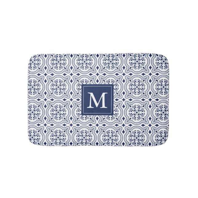 Chic Navy & White Marokkanisches Fliesenmuster Mon Badematte (Vorderseite)