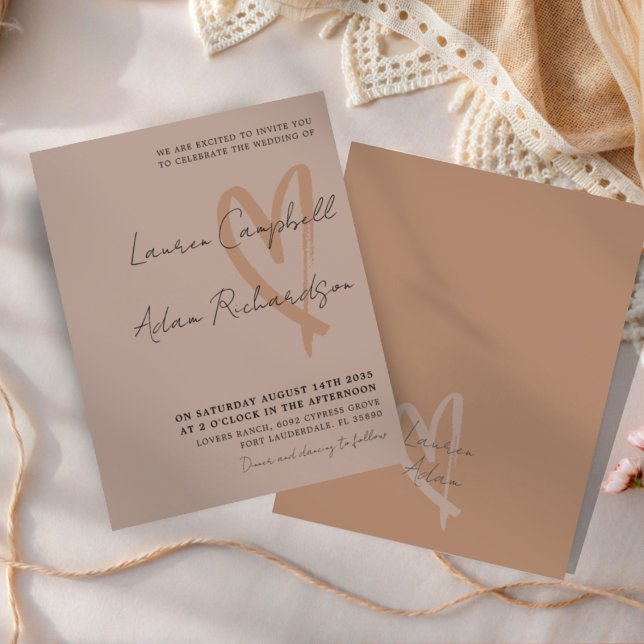 Chic Neutral Drawn Heart BUDGET Wedding Invitation (Von Creator hochgeladen)