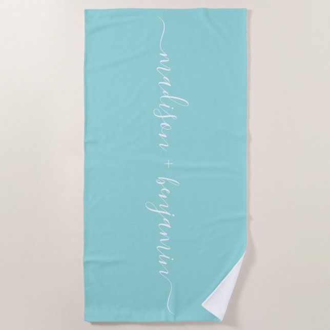 Chic Newlywed Monogram Names Blue Strandtuch (Vorderseite)