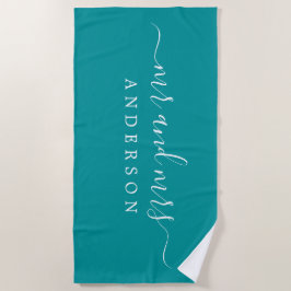 Chic Newlywed Viridian Green Mit Monogramm Strandtuch