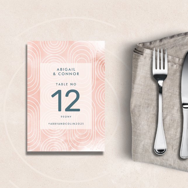 Chic Peach Ovals & Circles Wedding Tischnummer (Von Creator hochgeladen)