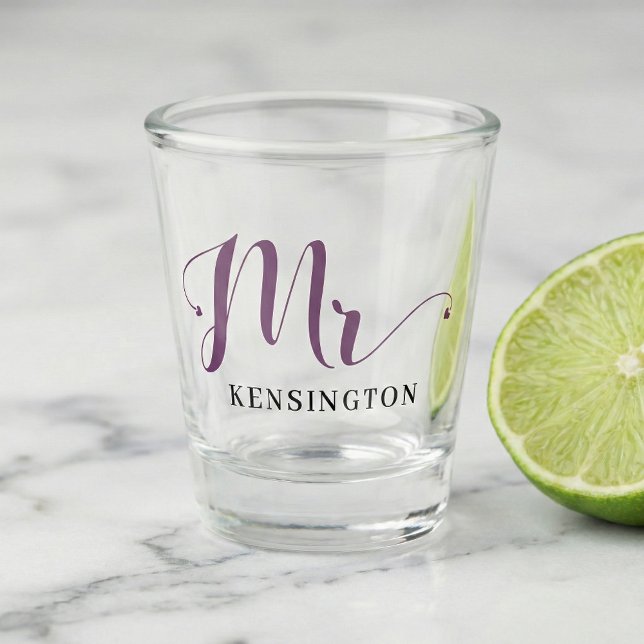 Chic Personalisiert Mr. Newlywed Typografy Schnapsglas (Von Creator hochgeladen)