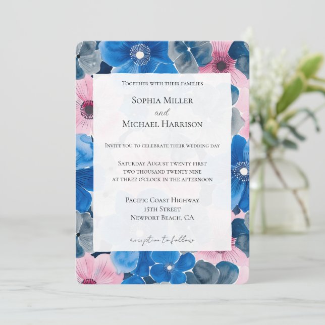Chic Pink Blue Floral Wedding Einladung (Stehend Vorderseite)