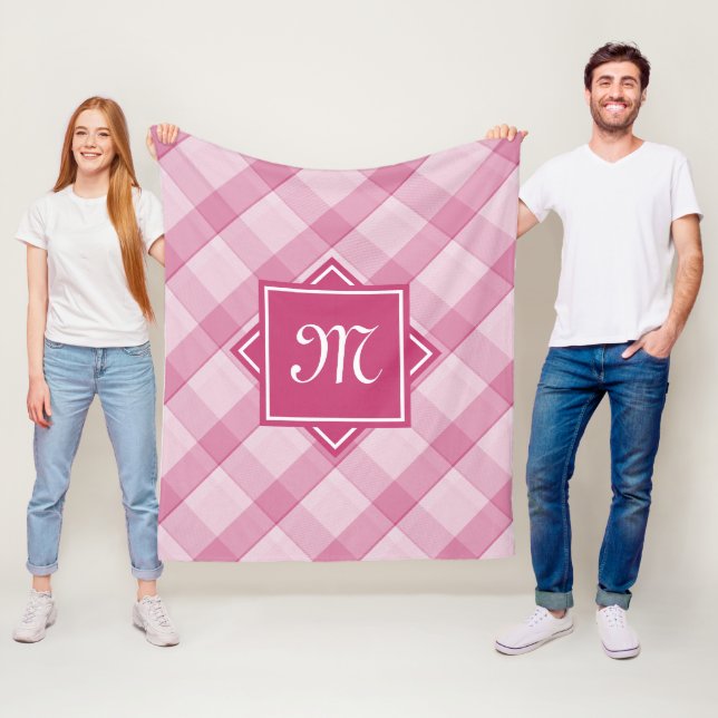 Chic Pink Kariert mit moderner Diagonal-Monogramm Fleecedecke (Beispiel)
