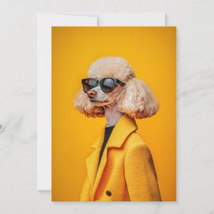 Chic Poodle in Sonnenbrille und Gelbmatte Einladung
