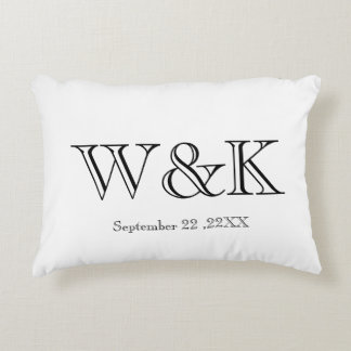 Chic red black monogram wedding keepsake  dekokissen