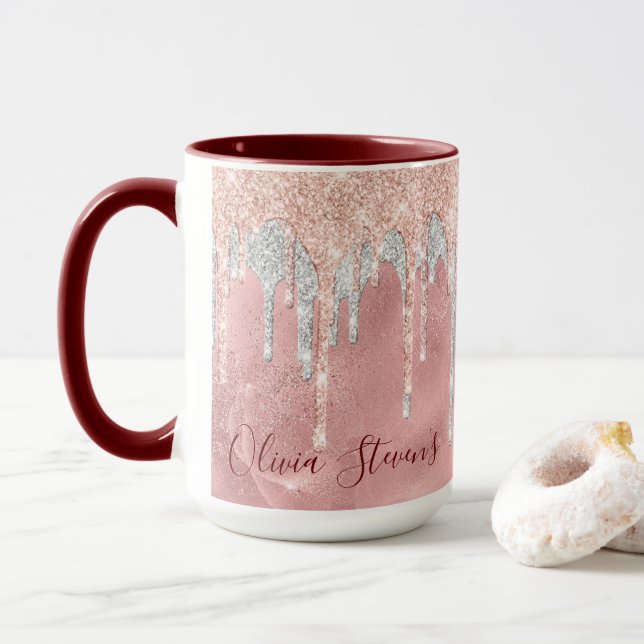 Chic Rose Blush Silber Tropfen Monogramm Tasse (Mit Donut)