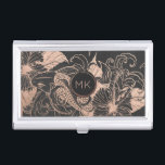 Chic-Rosen-Goldmonogramm | BlumenKoi Visitenkarten Dose<br><div class="desc">Nichts kombiniert Einzigartigkeit und Art für das berufliche wie mit Monogramm GeschäftsKartenhalter. Diese herrlichen, personalisierten Hüllen behalten Sie organisiert, also sind Ihre Karten immer an Hand. Plus, verlassen Sie einen dauerhaften Eindruck auf Ihren Kunden. Fügen Sie Ihre kundenspezifische Benennung diesem Entwurf, indem Sie die Kästen verwenden "redigieren dieser Entwurfsschablone" auf...</div>