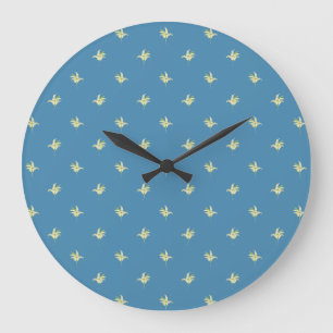 Chic Round Wall Clock: Lilies of the Valley, Blue Große Wanduhr