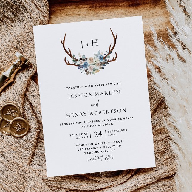 Chic Rustic Floral Stag Antlers Wedding Einladung (Von Creator hochgeladen)
