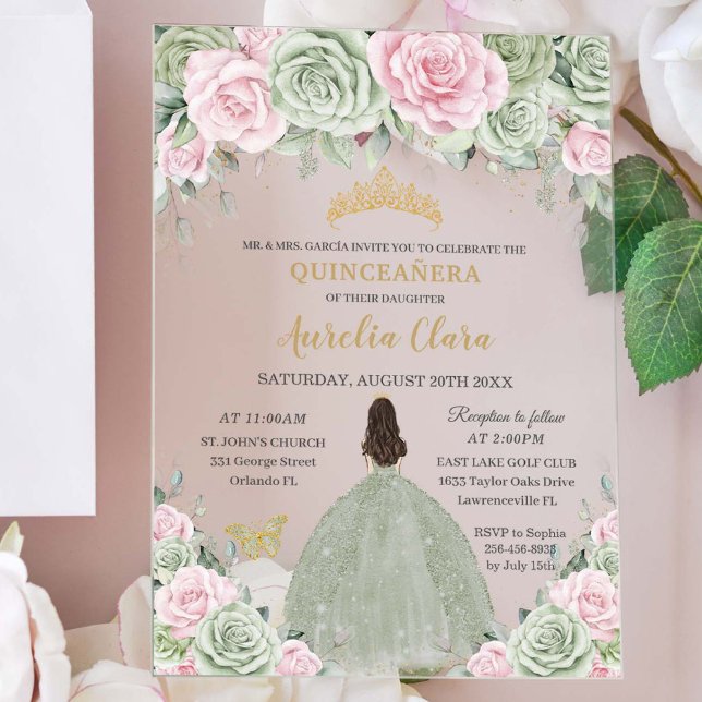 Chic Sage Green Baby Pink Floral Gold Quinceañera Acryleinladungen (Von Creator hochgeladen)