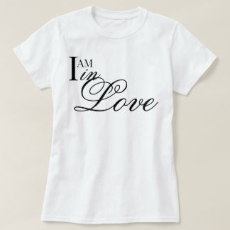 Chic Schriftzug ICH BIN verliebt ästhetische Bestä T-Shirt