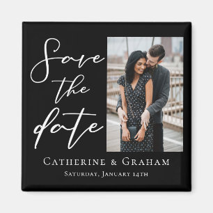 Chic Schwarz-weiß Script Couple Foto Save the Date Magnet