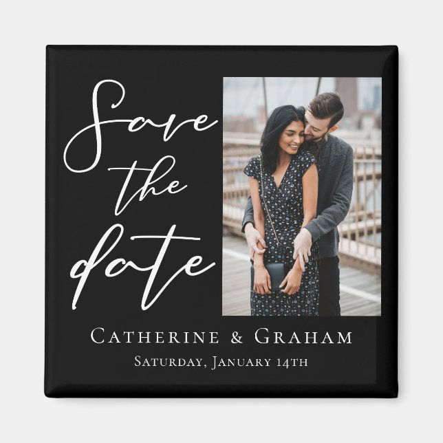 Chic Schwarz-weiß Script Couple Foto Save the Date Magnet (Vorne)