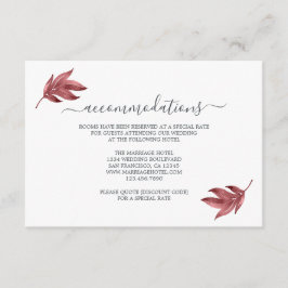 Chic Script Burgundy Leaf Hochzeitsinformationen Begleitkarte