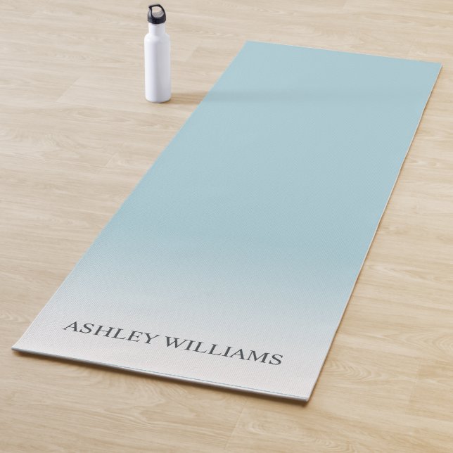 Chic Script Monogram Blue Glow Ombre Yoga Mat Yogamatte (Beispiel)