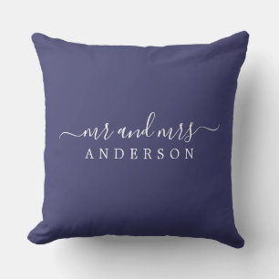 Chic Script Mr. Navy Blue Newlywed Monogram Kissen