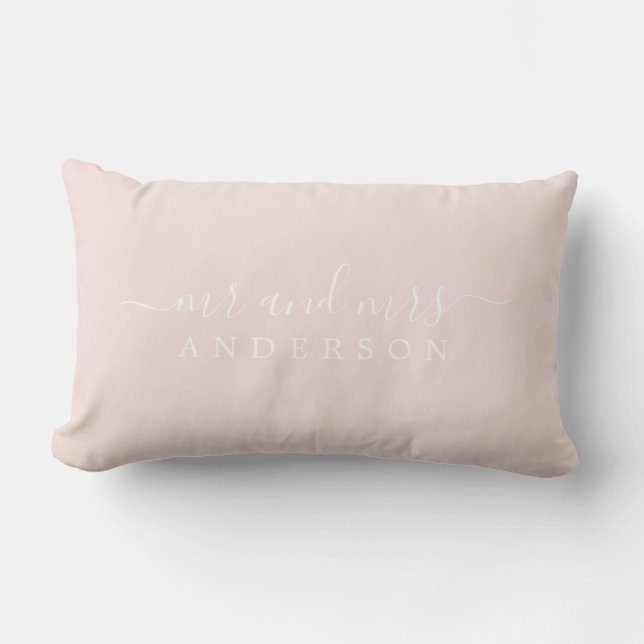 Chic Script Mr. Pastel Pink New Monogram Lendenkissen (Vorderseite)