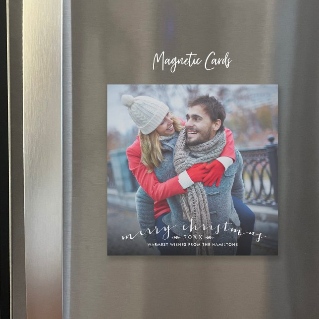 Chic Script Overlay Magnetic Christmas Foto Card Magnetkarte (Von Creator hochgeladen)