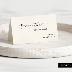 Chic Script Personalisiert Wedding Ivory Platzkart Tischnummer