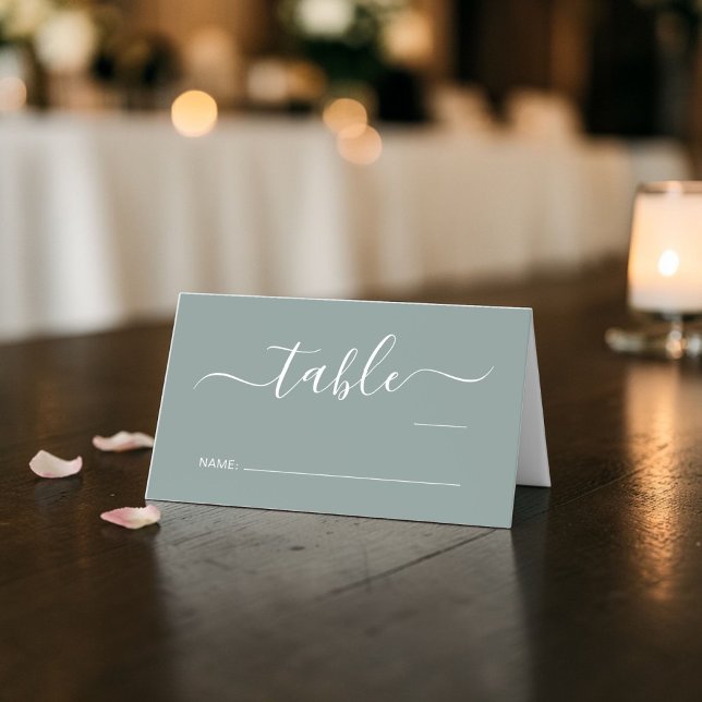 Chic Script Sage Grün Hochzeit Tischnummer Platzkarte (Chic Script Sage Green Wedding Table Number Place Card)