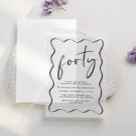 Chic Script Wavy Frame 40. Geburtstag Party<br><div class="desc">Erleben Sie ihr 40. Geburtstagsgeschenk mit dieser Vellum-Papiereinladung mit einer trendigen,  wellenförmigen Grenze,  "vierzig" in einem schicken,  großen Drehbuch,  ihrem Namen in klassischer Serifentypografie und den Party-Details in einfacher,  moderner Schrift. Wenn gewünscht,  überlagern Sie die Einladung auf ein Foto der Ehre für eine anspruchsvolle und zeitlose Touch.</div>