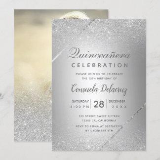 Chic Silber Glitzer Drehbuch Metallic Quinceanera Einladung