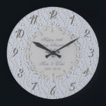 Chic Silver Pearls 25. Hochzeit Große Wanduhr<br><div class="desc">Elegante silberne Perlen,  Diamant Hochzeitstag Uhr.</div>