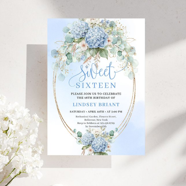 Chic Soft Blue Floral Gold Sweet 16 Birthday Party Einladung (Soft Blue Floral Gold Sweet 16 Birthday Party Invite)