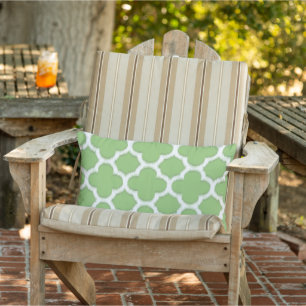 Chic Summer Green marokkanischen Ikat Quatrefoil M Kissen Für Draußen