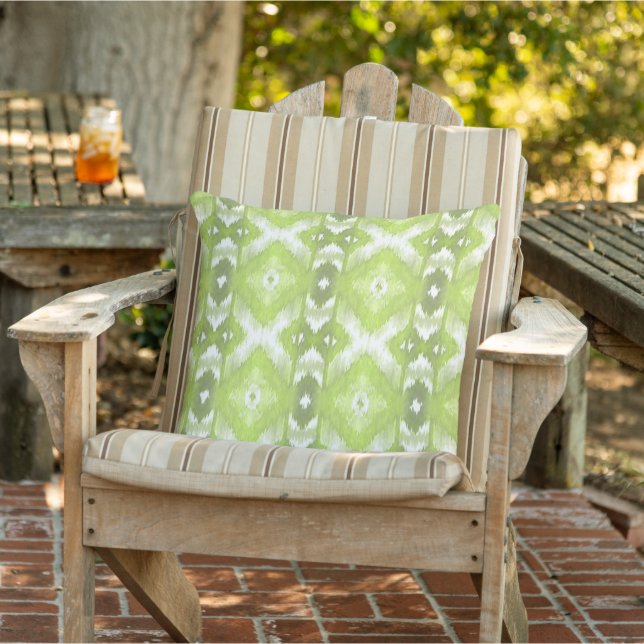 Chic Summer Limon Olive Green Ikat Tribal Art Kissen (Stuhl )