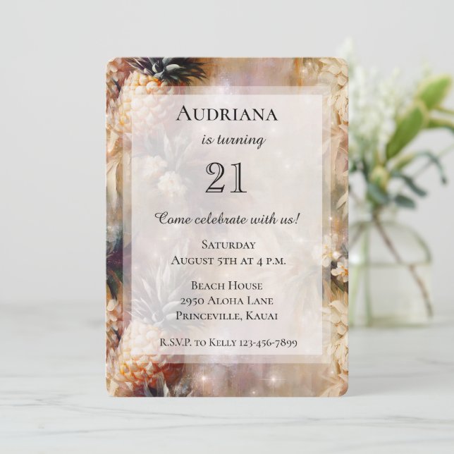 Chic Tropical Pineapples Sparkle Geburtstag Einladung (Stehend Vorderseite)