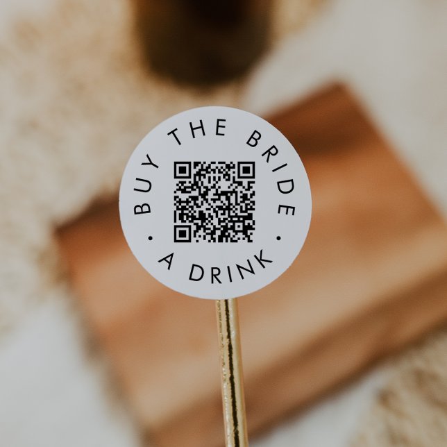 Chic Typografy Kaufen Brie A Drink QR Code Circula Runder Aufkleber (Von Creator hochgeladen)