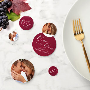 Chic Vino Before Vows Burgund Foto Initialen  Konfetti