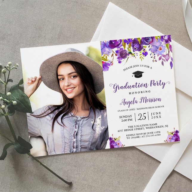Chic Violet Lila Floral Foto Graduation Party Einladung (Von Creator hochgeladen)