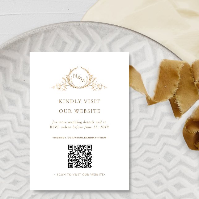Chic White and Gold Monogram QR Code / RSVP Online Begleitkarte (Von Creator hochgeladen)
