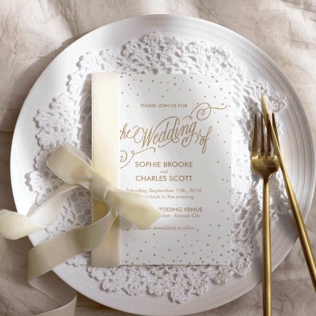 Chic White & Gold Confetti Stars Script Wedding Einladung (Von Creator hochgeladen)