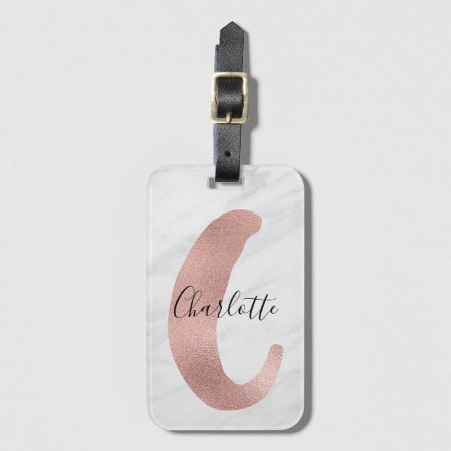 Chic White & Gray Marble Rose Gold C Monogram Name Gepäckanhänger (Vorderseite Vertikal)