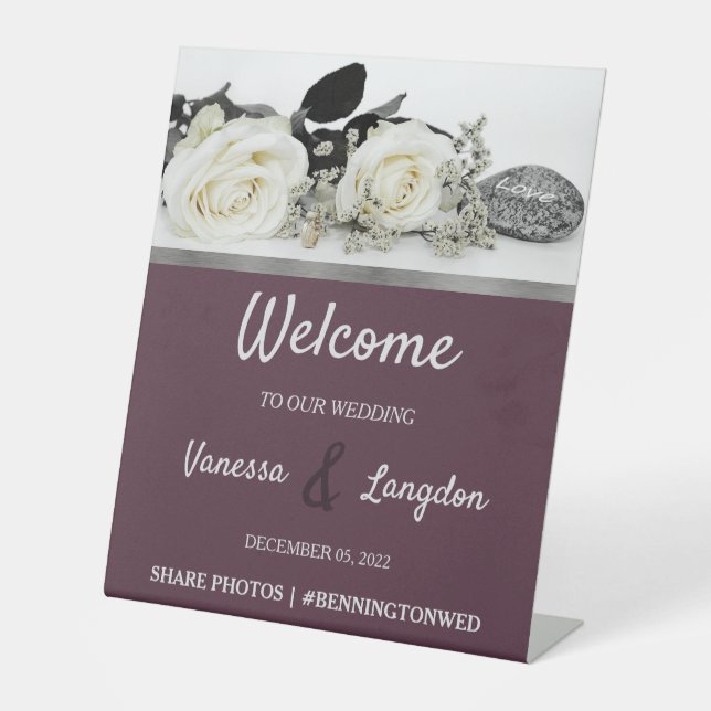 Chic White Rose Hochzeit Sockelschild (Vorderseite)