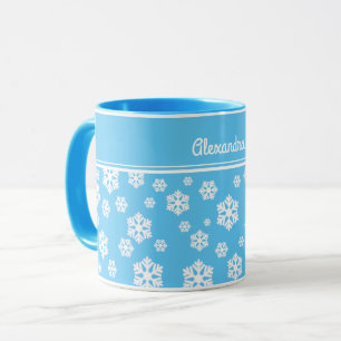 Chic White Snowflakes Nordic Pattern auf Light Blu Tasse