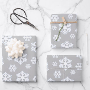 Chic White Snowflakes Nordic Pattern auf Light Gra Geschenkpapier Set