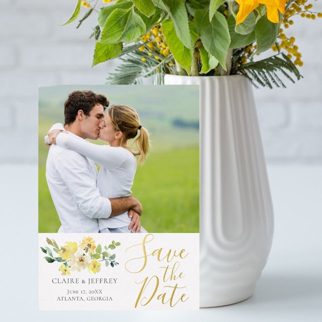 Chic Yellow Floral Foto Summer Save the Date Gold Folieneinladung (Von Creator hochgeladen)