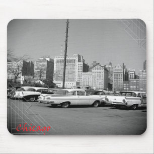 Chicago 1964 Skyline und schöne Tailfin Cars Mousepad