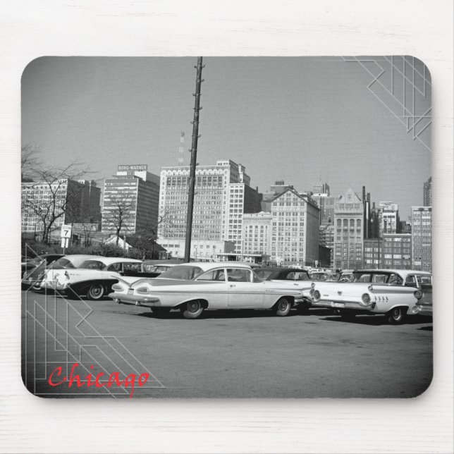 Chicago 1964 Skyline und schöne Tailfin Cars Mousepad (Vorne)