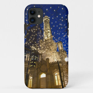Chicago, Illinois, alter Wasserturm mit Feiertag iPhone 11 Hülle