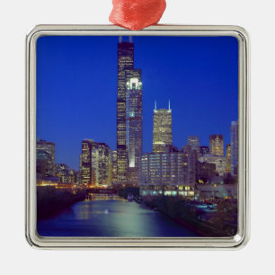 Chicago, Illinois, Skyline nachts mit Chicago Silbernes Ornament