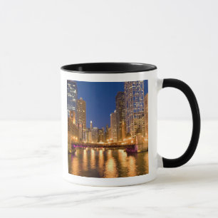 Chicago, Illinois, Skyline und Chicago River an Tasse
